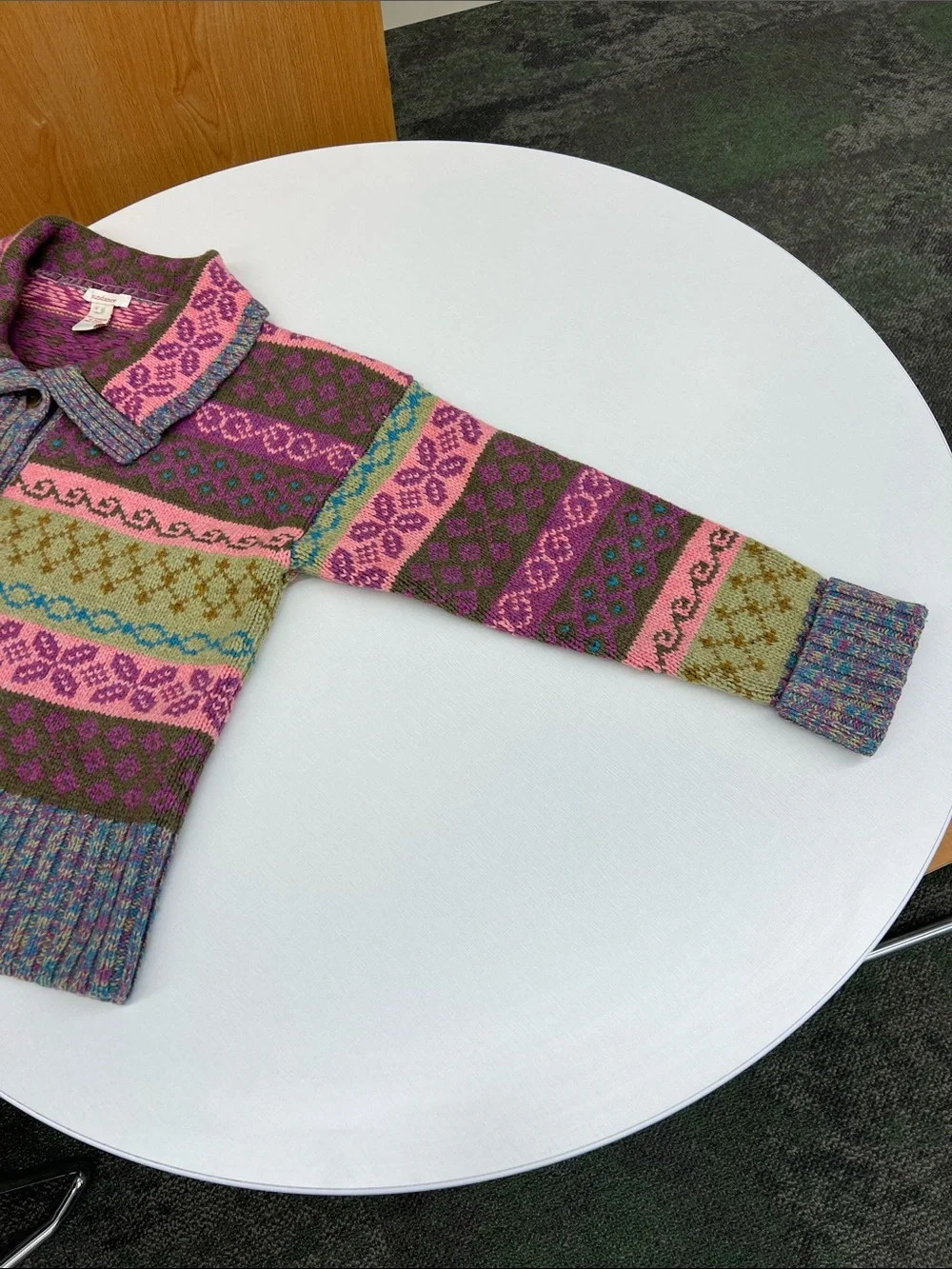 Sundance 100% lambswool long sleeve large collar button up cardigan sweater L - Picture 4 of 9